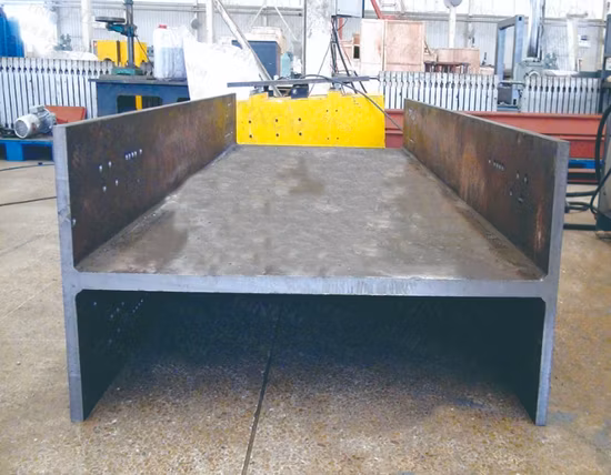 Linha de produção automática vertical de serra de perfuração de feixe CNC para corte de metal FINCM